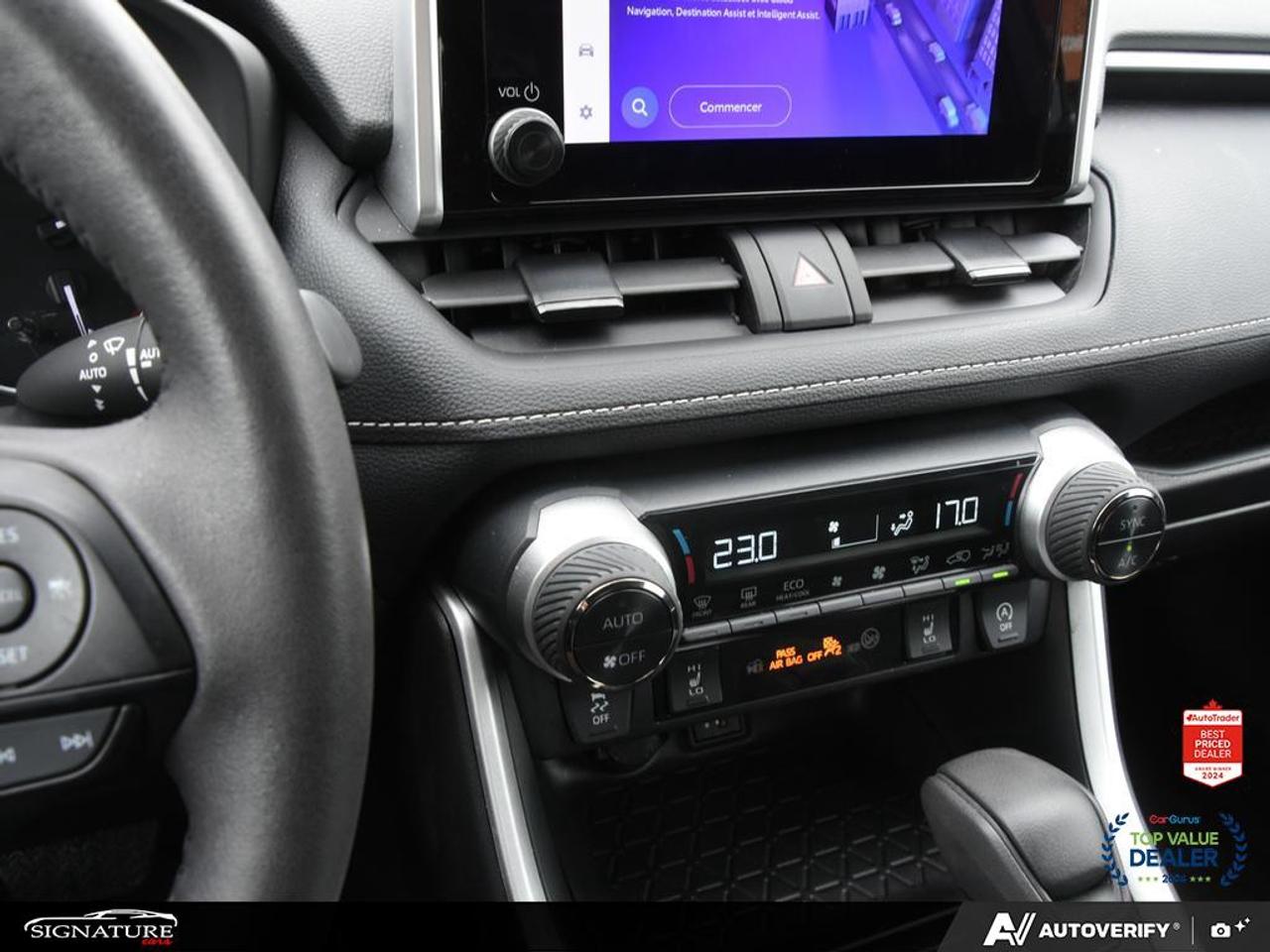 2024 Toyota RAV4 XLE AWD No Accident Sunroof Carplay BSM Photo