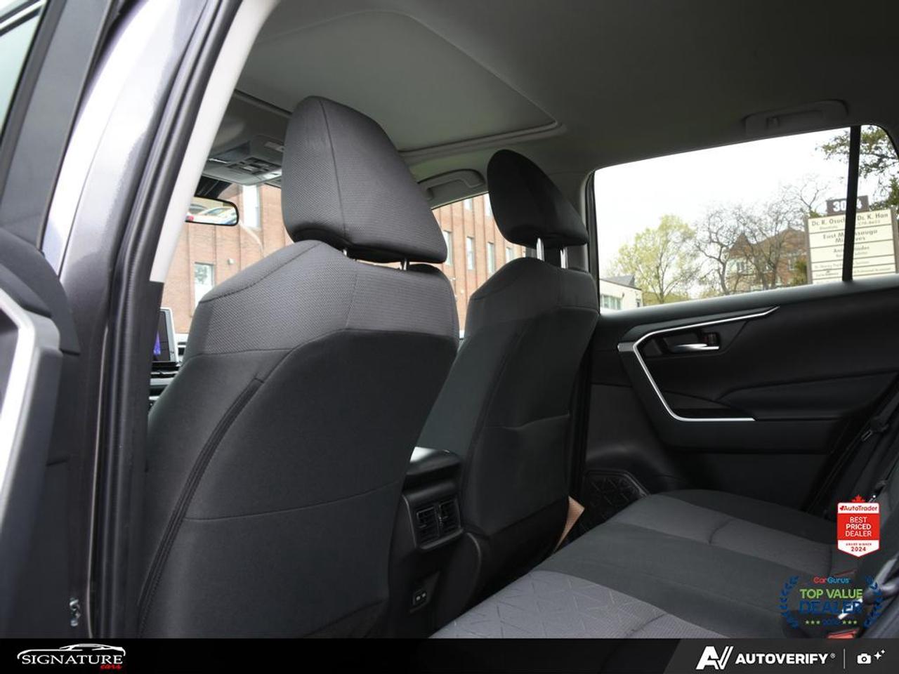 2024 Toyota RAV4 XLE AWD No Accident Sunroof Carplay BSM Photo