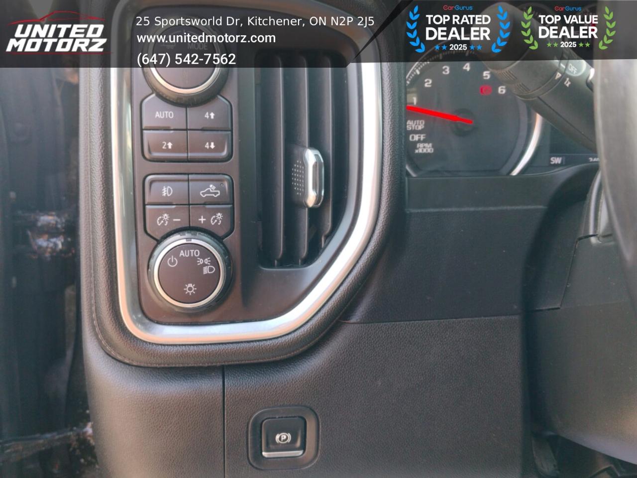 2020 Chevrolet Silverado 1500 RST Z71 Crew Cab 5.3L V8 Photo