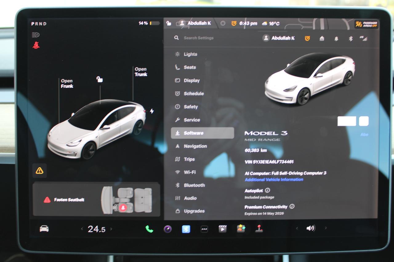 2020 Tesla Model 3 STANDARD RANGE PLUS Photo