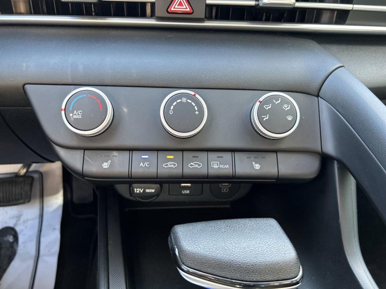 2025 Hyundai Elantra Essential | No Accidents Photo