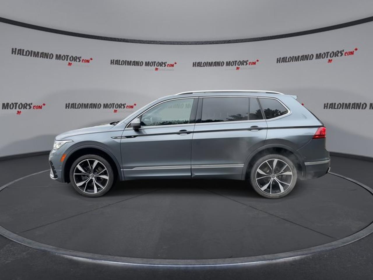 2022 Volkswagen Tiguan Highline R-Line 4WD | No Accidents | 360 Camera | Ventilated Seats Photo