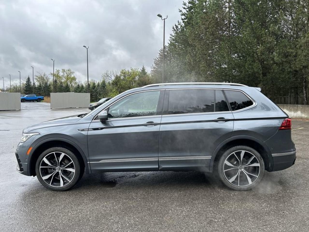 2022 Volkswagen Tiguan Highline R-Line 4WD | No Accidents | 360 Camera | Ventilated Seats Photo