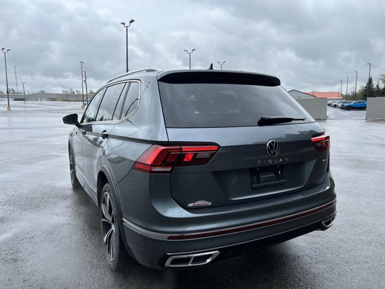 2022 Volkswagen Tiguan Highline R-Line 4WD | No Accidents | 360 Camera | Ventilated Seats Photo