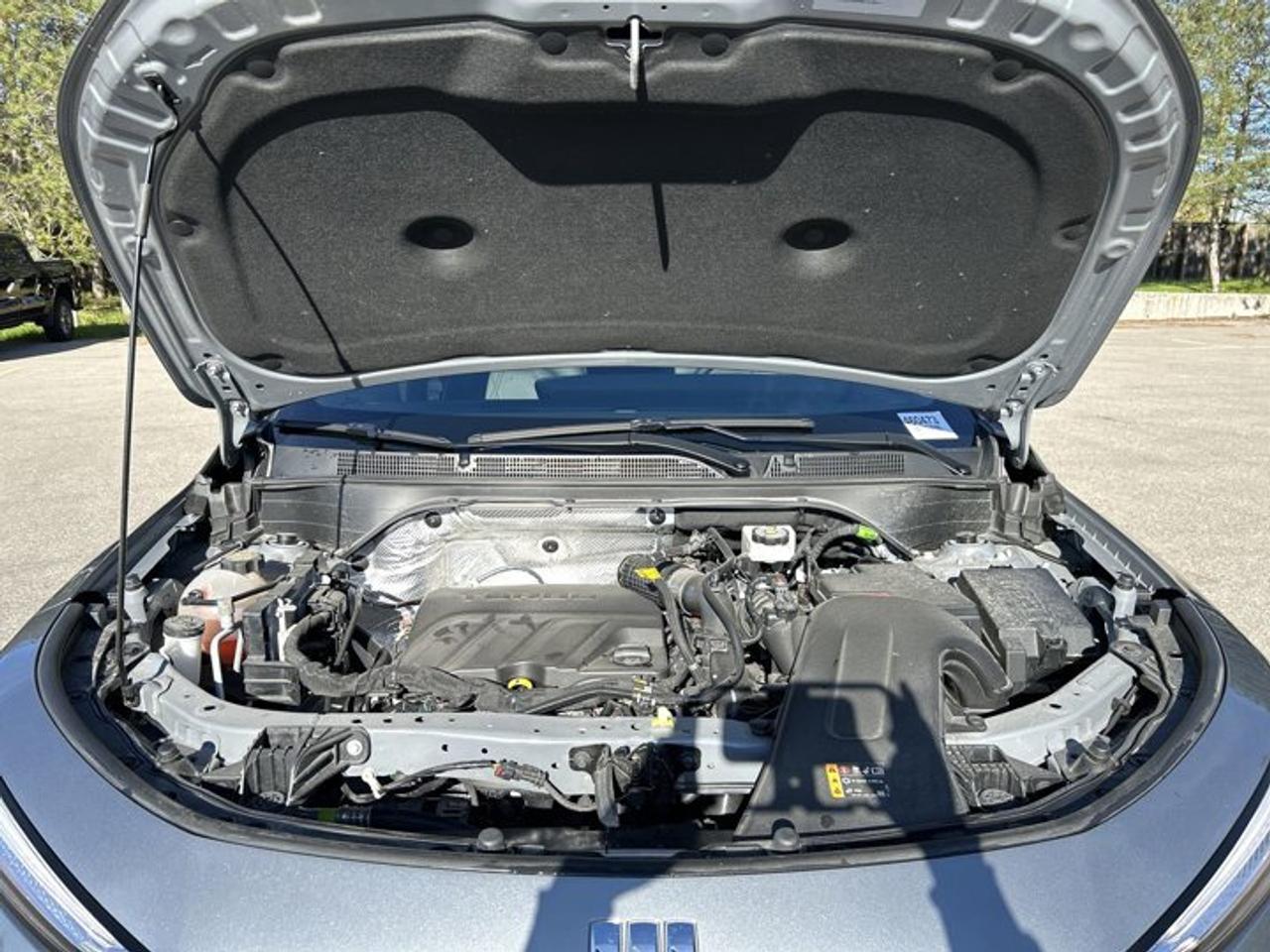 2025 Buick Envista Sport Touring FWD | No Accidents | Heated Steering | Leather Seats Photo