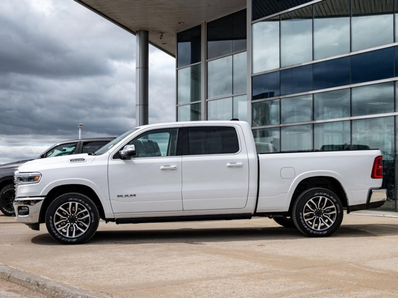 2026 RAM 1500 Limited Longhorn Photo4