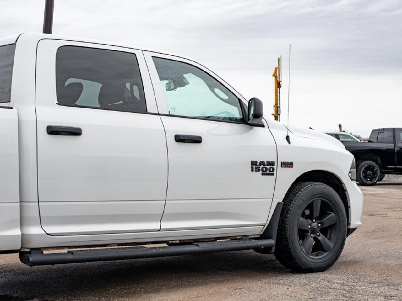 2020 RAM 1500 Classic EXPRESS Photo