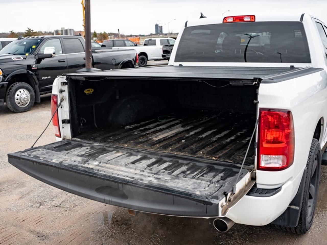 2020 RAM 1500 Classic EXPRESS Photo
