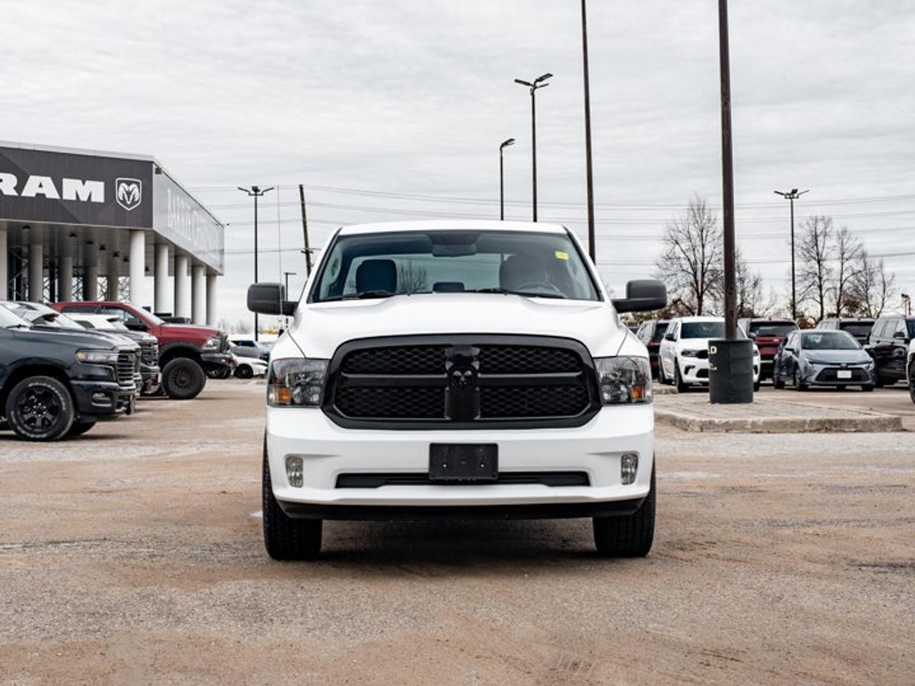 2020 RAM 1500 Classic EXPRESS Photo