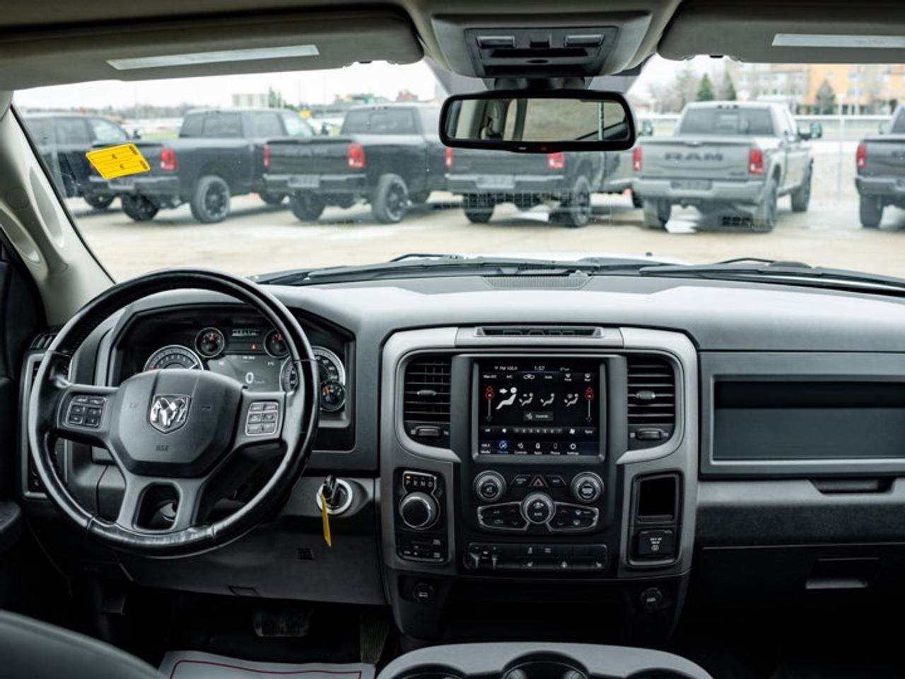 2020 RAM 1500 Classic EXPRESS Photo