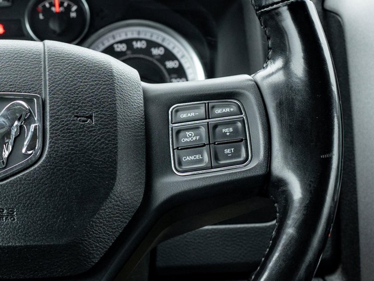 2020 RAM 1500 Classic EXPRESS Photo