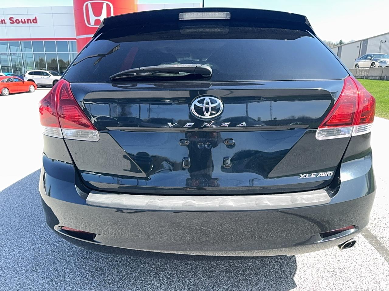 2016 Toyota Venza 4CYL AWD 6A Photo