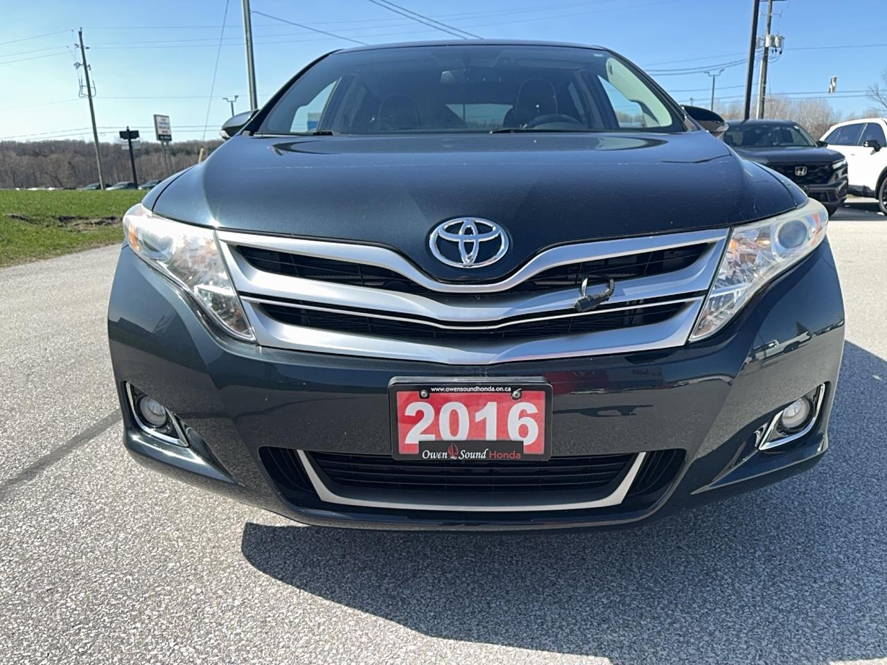 2016 Toyota Venza 4CYL AWD 6A Photo