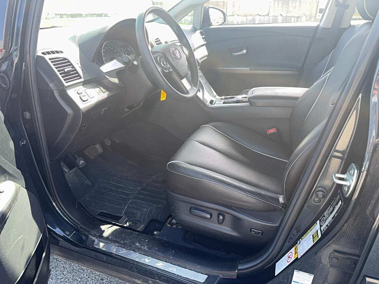 2016 Toyota Venza 4CYL AWD 6A Photo