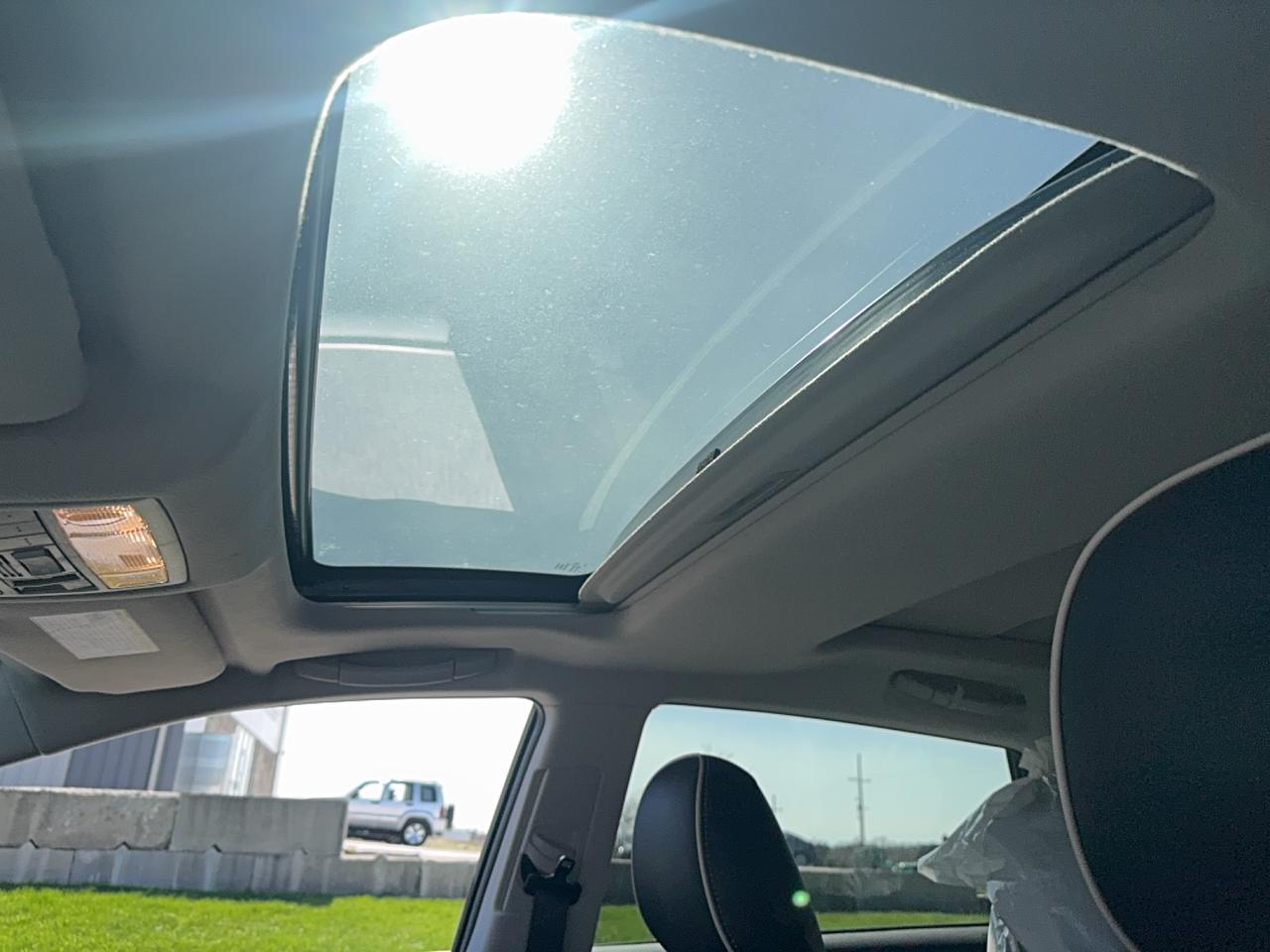 2016 Toyota Venza 4CYL AWD 6A Photo