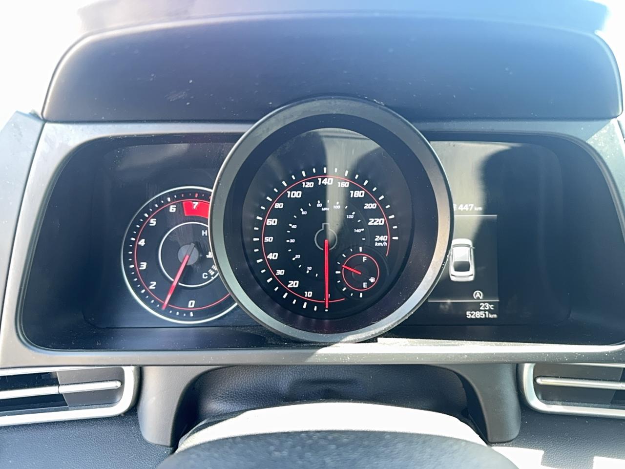 2022 Hyundai Elantra Essential IVT Photo