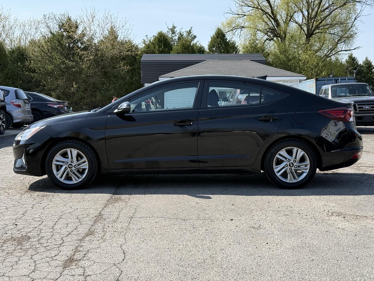 2020 Hyundai Elantra Preferred w/Sun & Safety Package Photo
