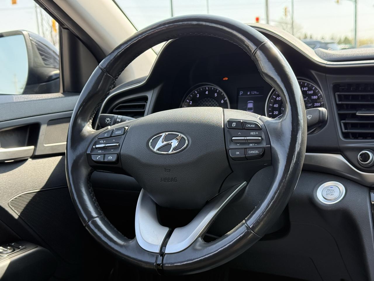 2020 Hyundai Elantra Preferred w/Sun & Safety Package Photo