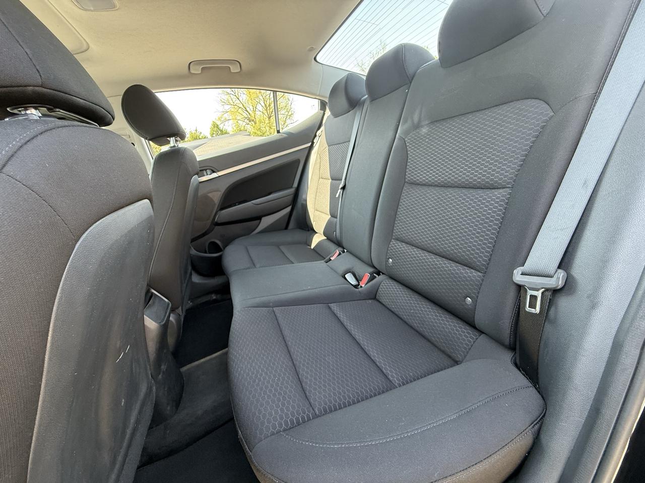 2020 Hyundai Elantra Preferred w/Sun & Safety Package Photo