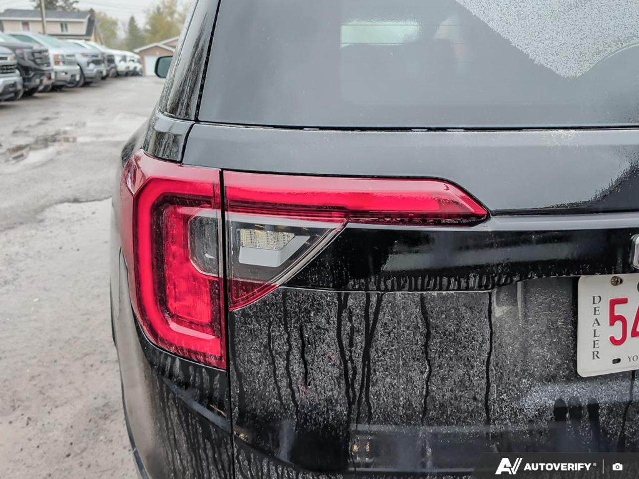 2021 GMC Acadia SLE  - Heated Seats -  Power Liftgate Photo