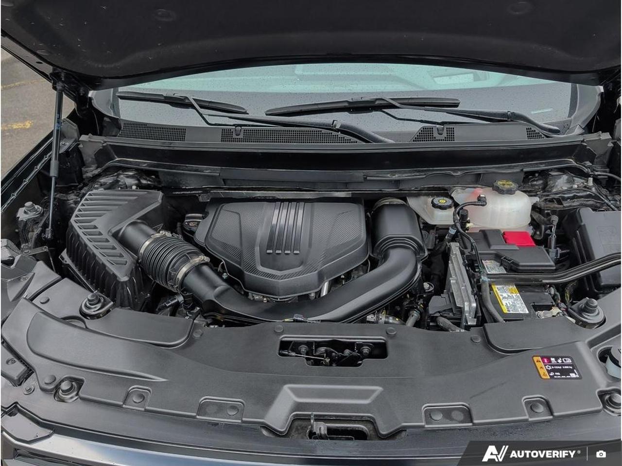 2025 GMC Acadia AT4  - Tow Package - Low Mileage Photo