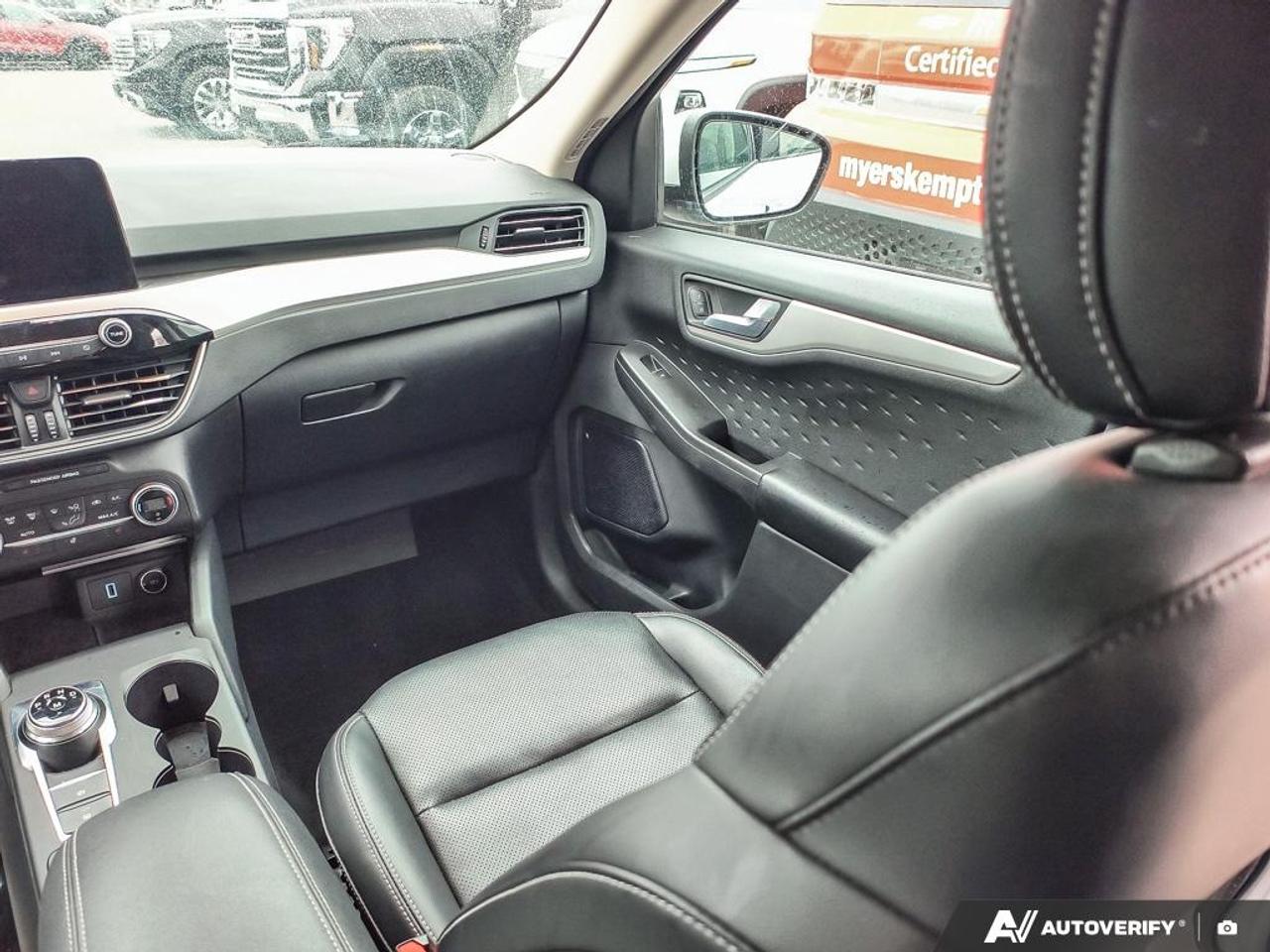 2020 Ford Escape SEL 4WD  - Power Liftgate -  Park Assist Photo