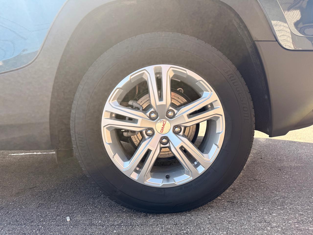 2024 GMC Terrain SLE Photo