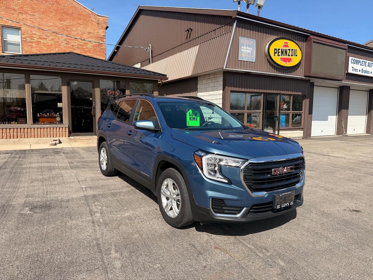 2024 GMC Terrain SLE Photo
