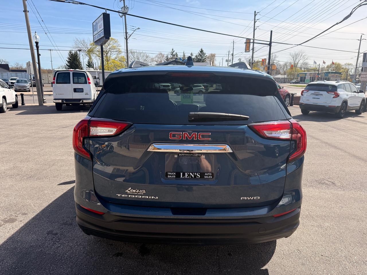 2024 GMC Terrain SLE Photo
