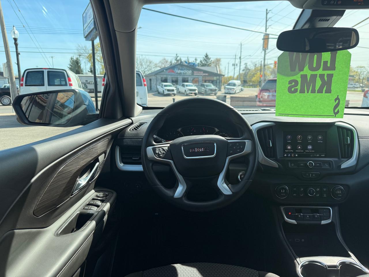 2024 GMC Terrain SLE Photo