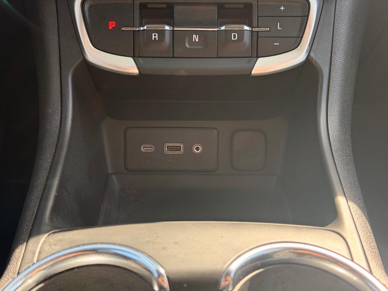 2024 GMC Terrain SLE Photo
