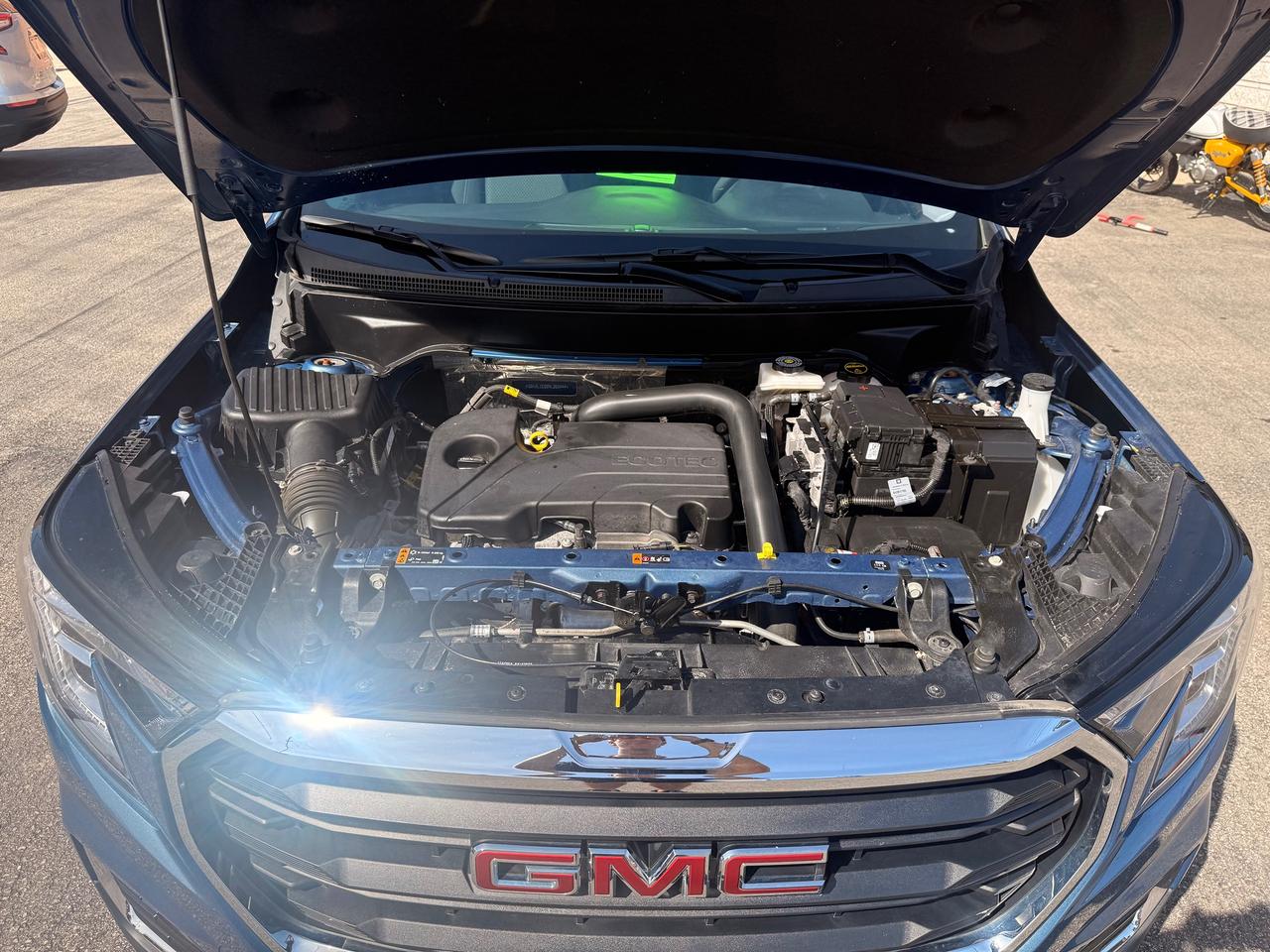 2024 GMC Terrain SLE Photo