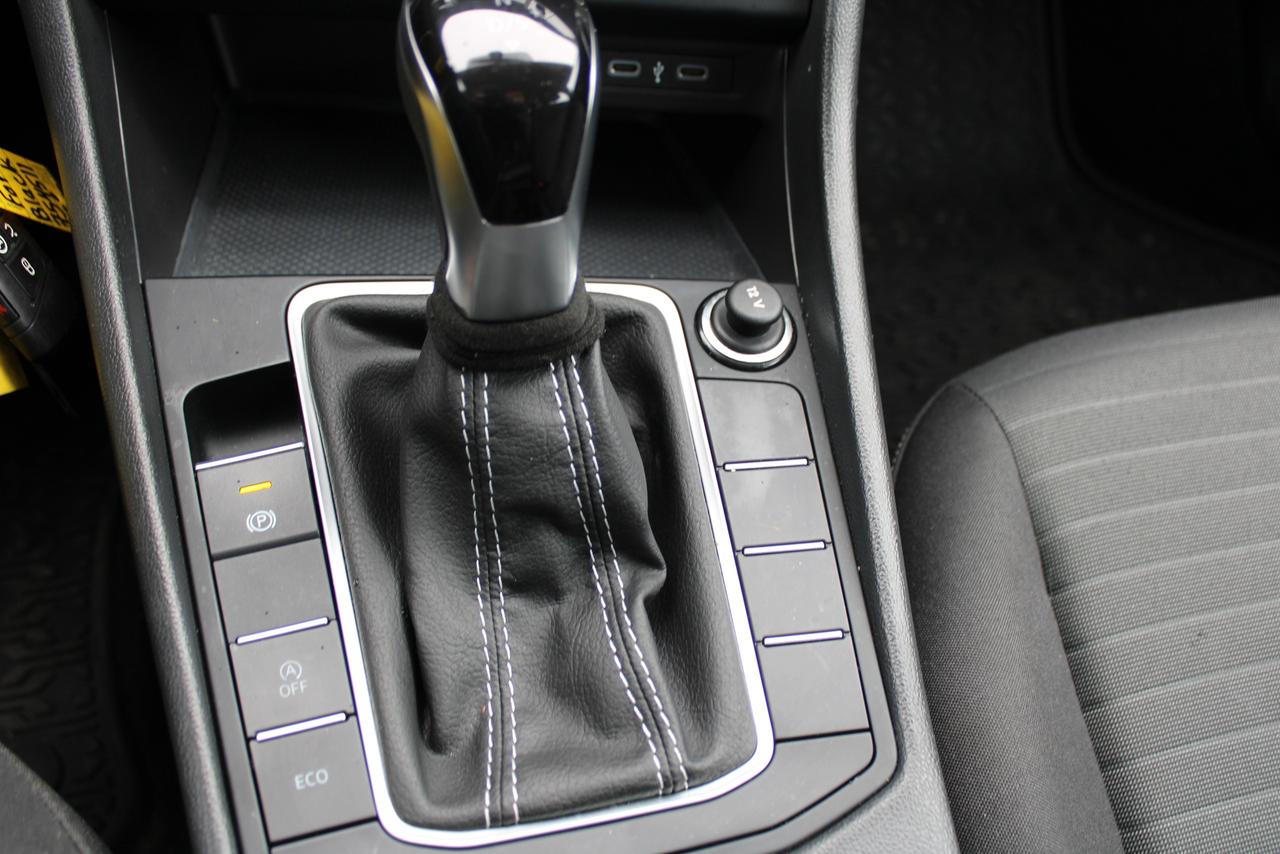 2024 Volkswagen Jetta Trendline Photo