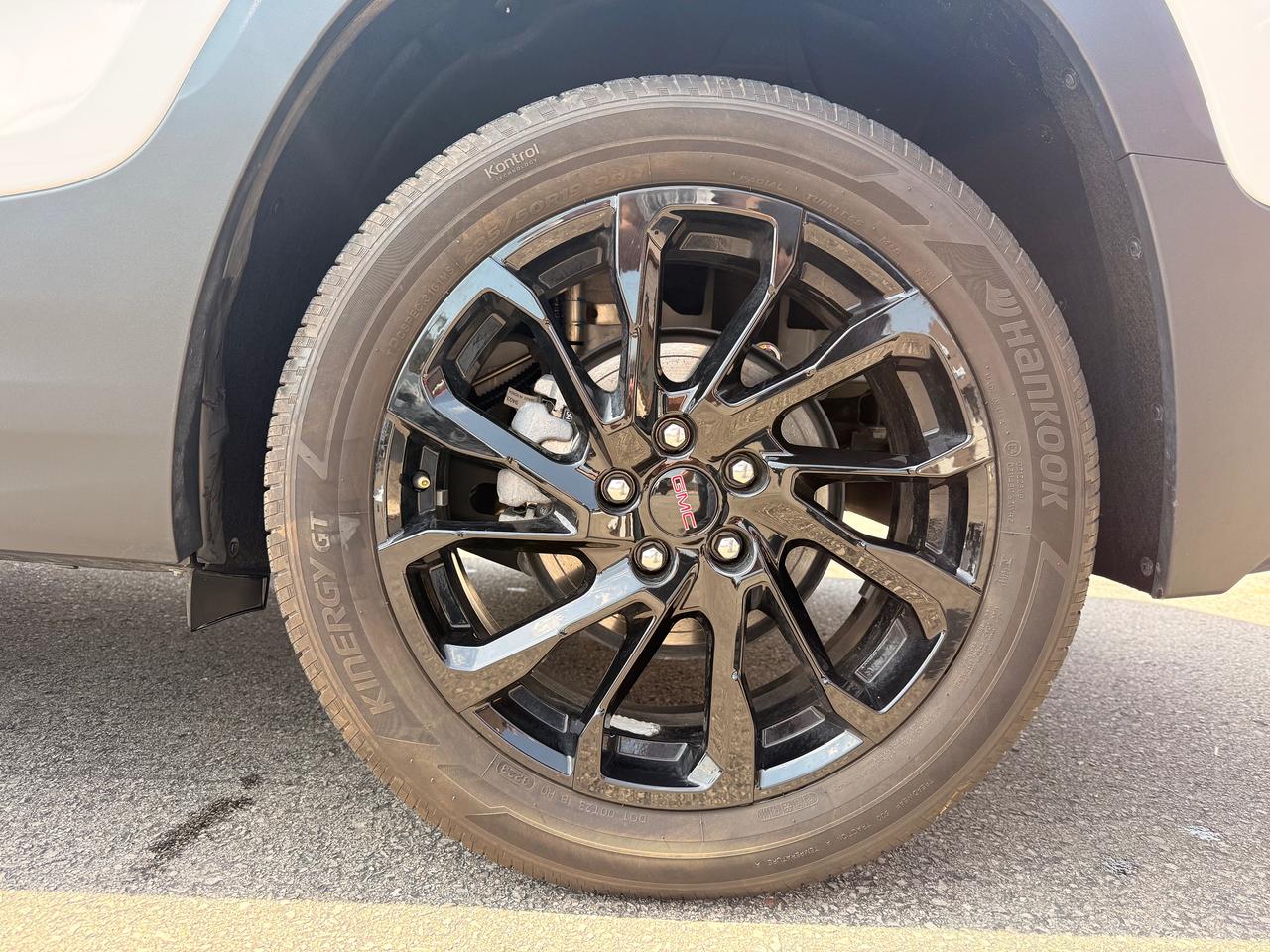 2024 GMC Terrain SLT Photo