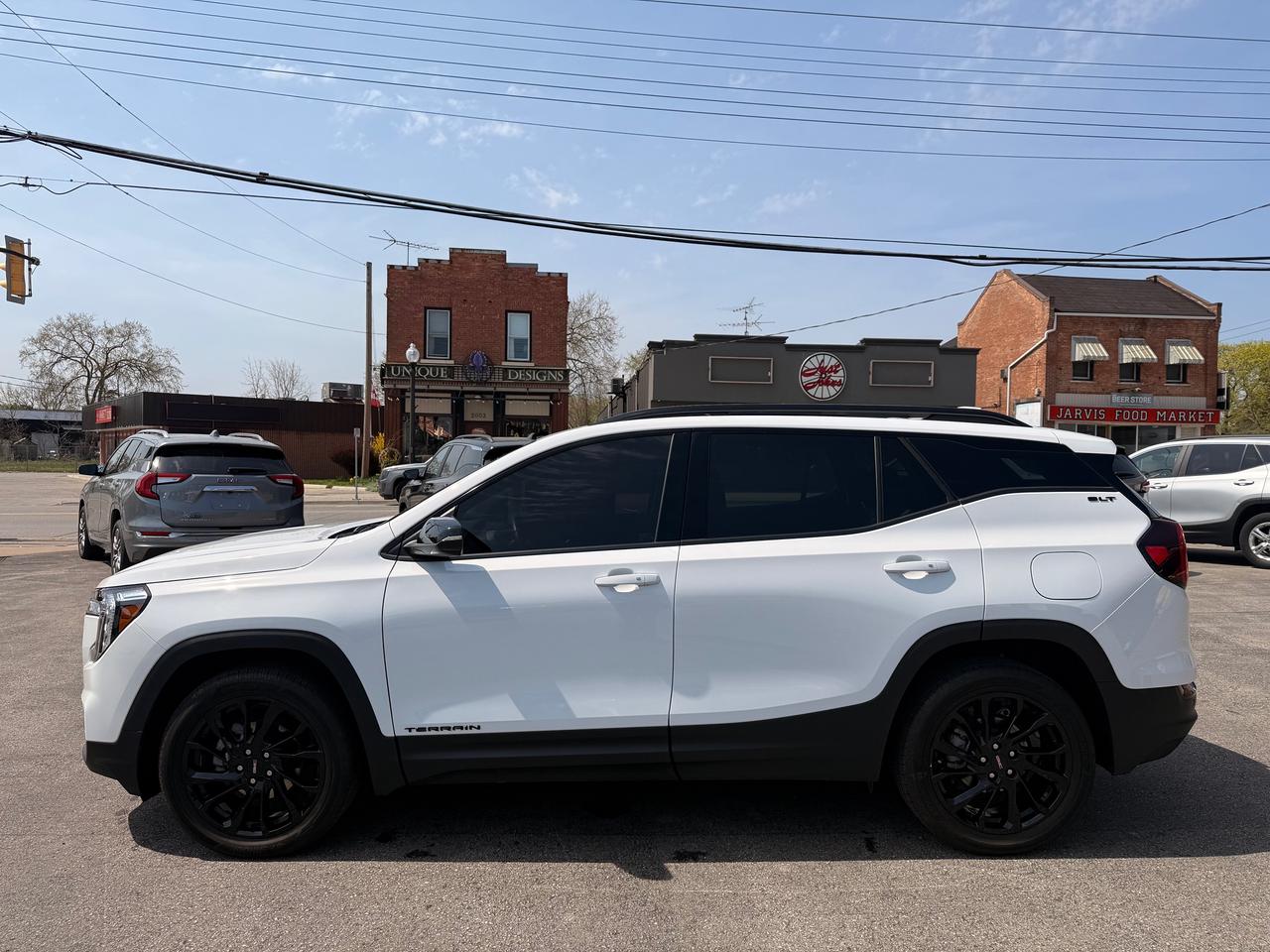 2024 GMC Terrain SLT Photo