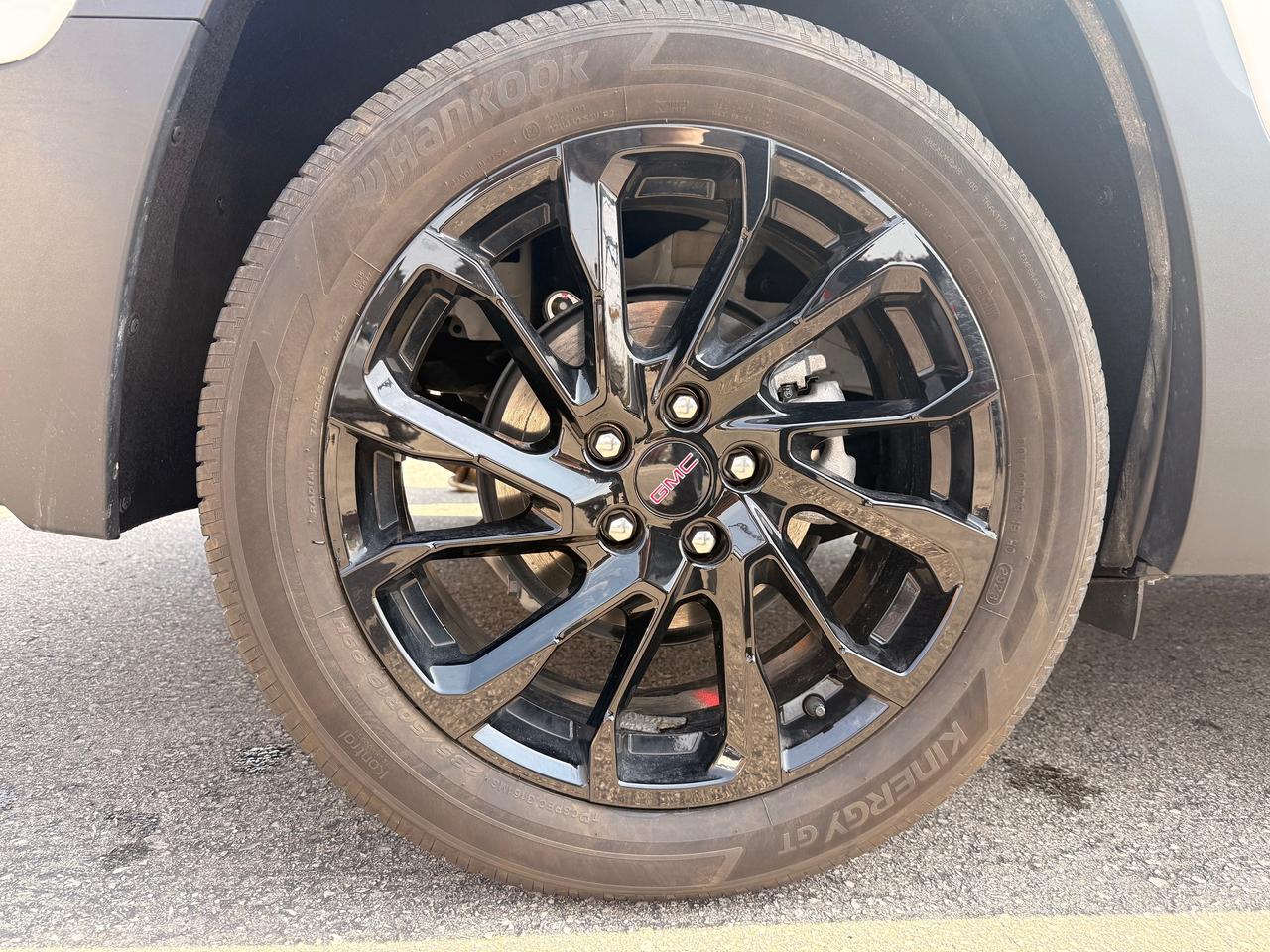 2024 GMC Terrain SLT Photo