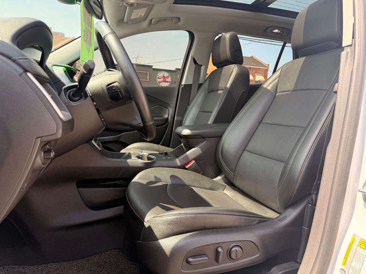 2024 GMC Terrain SLT Photo