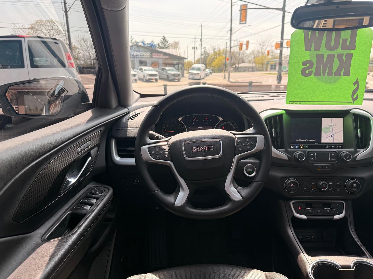 2024 GMC Terrain SLT Photo