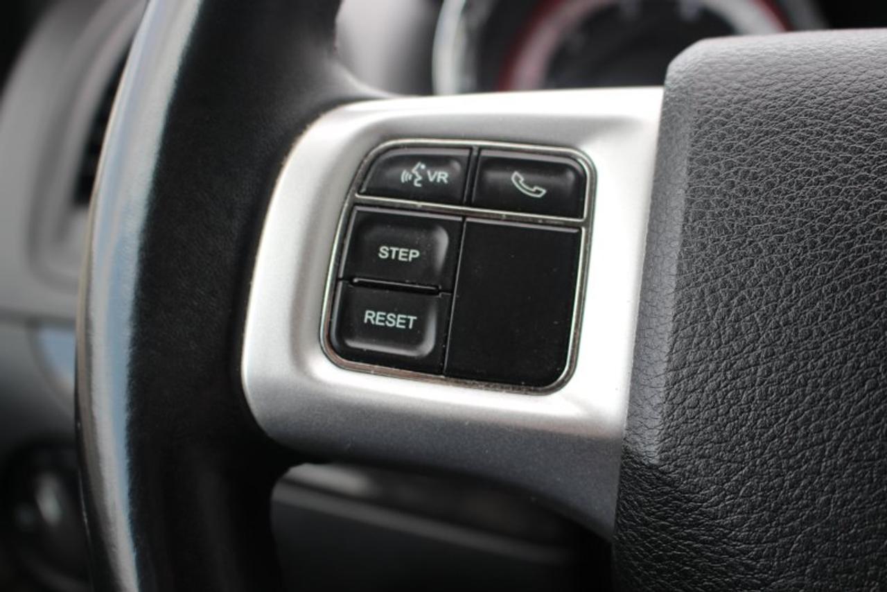 2013 Dodge Grand Caravan Savaria*Wheelchair Accessible*Bluetooth*Rear Cam*N Photo