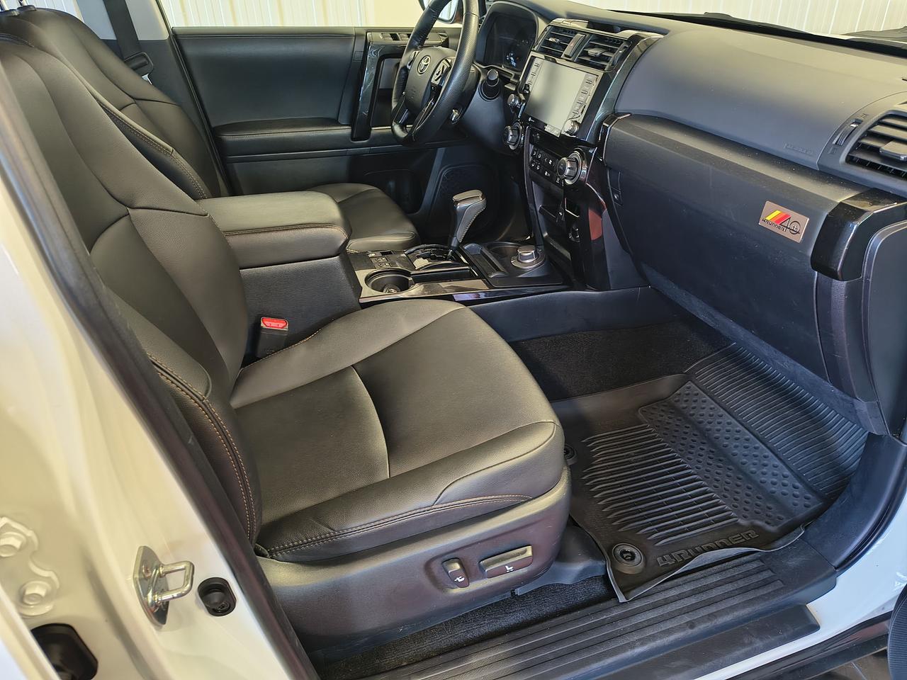 2023 Toyota 4Runner Runner 40th Photo0