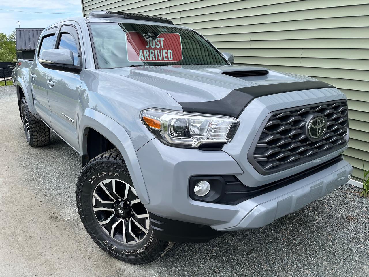 2021 Toyota Tacoma TRD SPORT PREMIUM - Photo #1