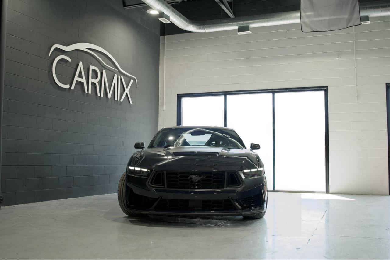 2024 Ford Mustang Dark Horse Photo