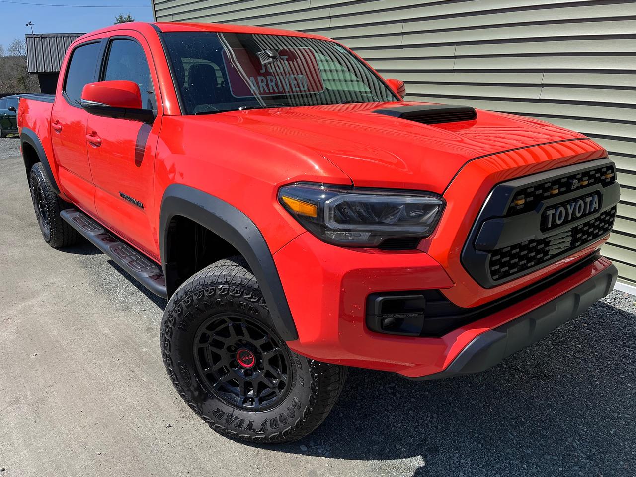 2023 Toyota Tacoma TRD Pro - Photo #1
