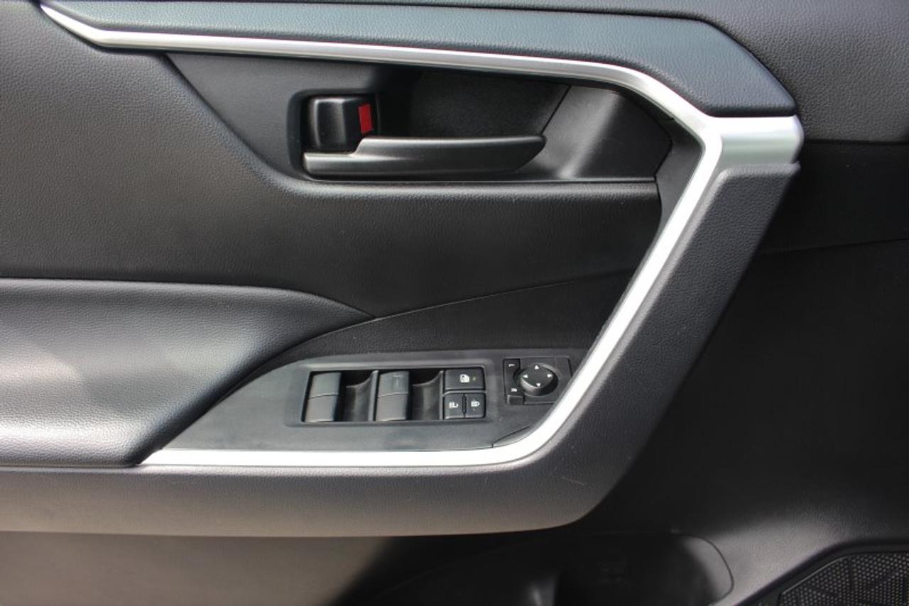 2024 Toyota RAV4 LE*AWD*Heated Seats*Bluetooth*Rear Cam*2.5L-4cyl Photo