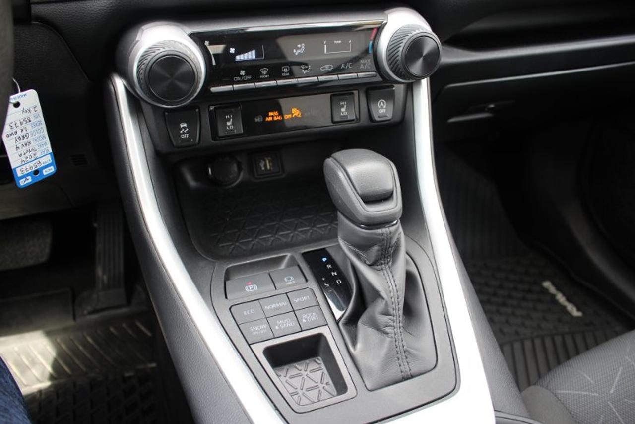 2024 Toyota RAV4 LE*AWD*Heated Seats*Bluetooth*Rear Cam*2.5L-4cyl Photo