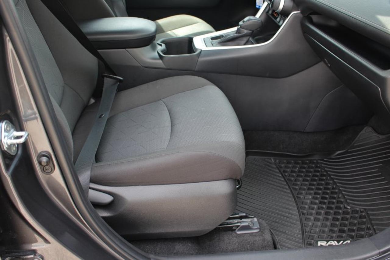 2024 Toyota RAV4 LE*AWD*Heated Seats*Bluetooth*Rear Cam*2.5L-4cyl Photo