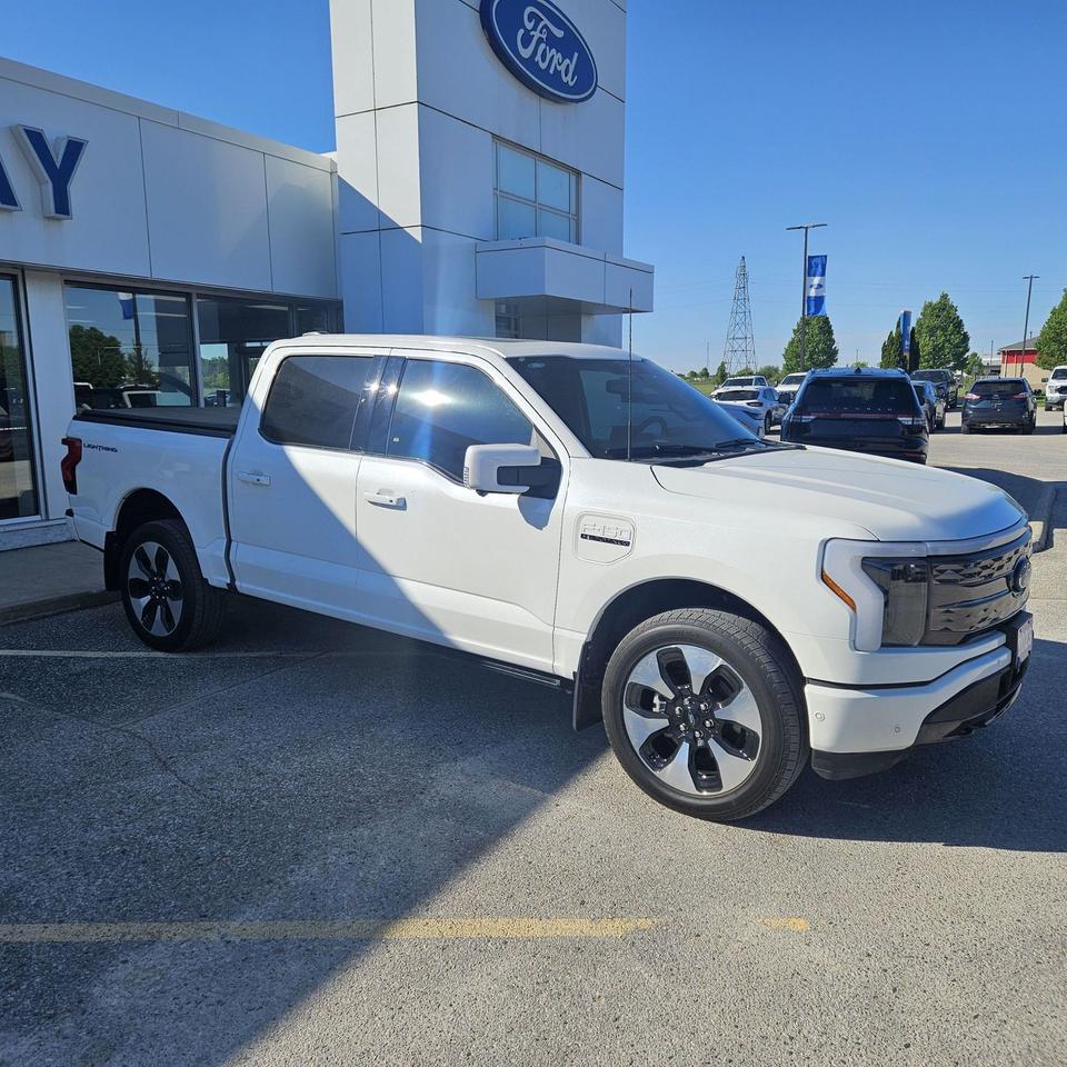 2023 Ford F-150 PLATINUM! EXTENDED RANGE BATTERY! TOW TECH PACK! Photo2