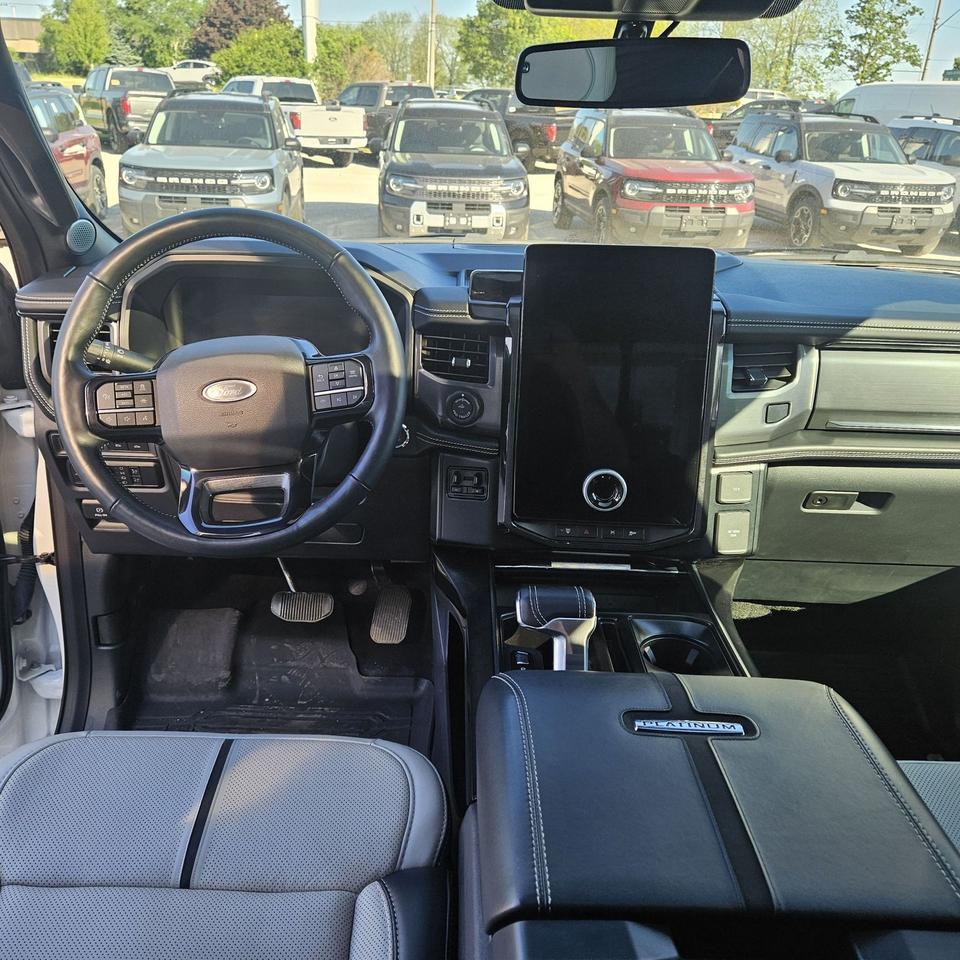 2023 Ford F-150 PLATINUM! EXTENDED RANGE BATTERY! TOW TECH PACK! Photo