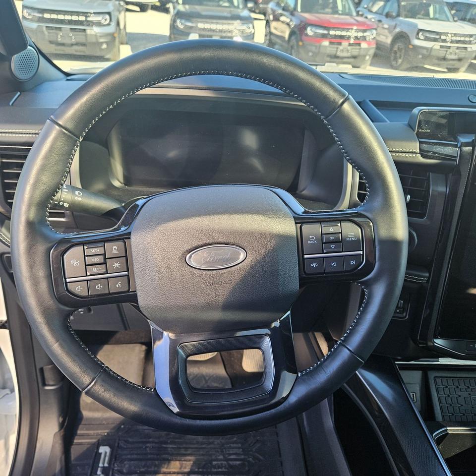2023 Ford F-150 PLATINUM! EXTENDED RANGE BATTERY! TOW TECH PACK! Photo