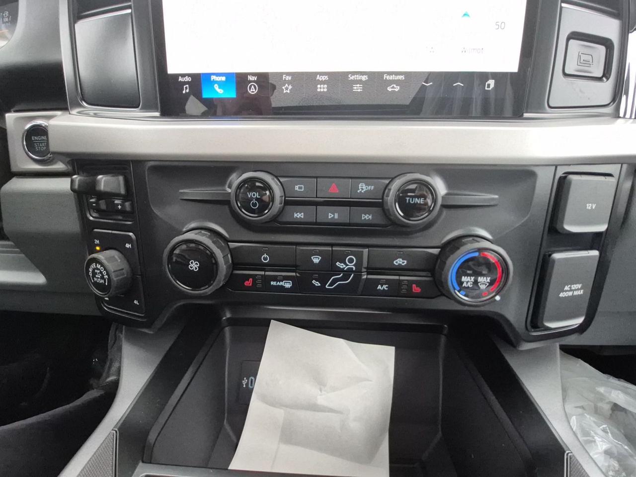 2026 Ford F-250 XLT, PREMIUM PKG, TREMOR OFF ROAD PKG, MOONROOF Photo